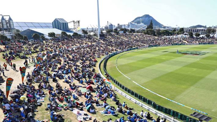 Bay Oval seating plan